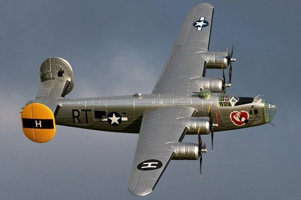 FlightLine B-24 Liberator Silver 2000mm (78 inch) Wingspan PNP FLW4011P RC Airplane